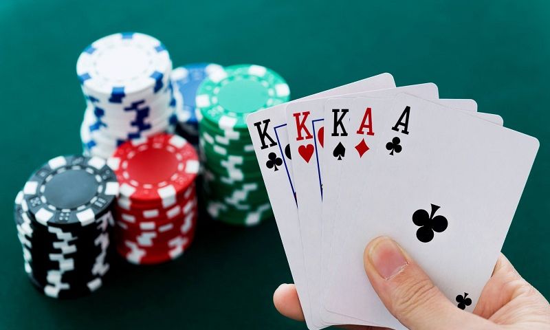 Những thao tác người chơi có thể làm trong 1 ván Poker Vin777